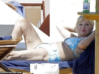 Ivana Trump fap Off compete