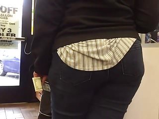 Granny Pawg for detail Hips plus arse